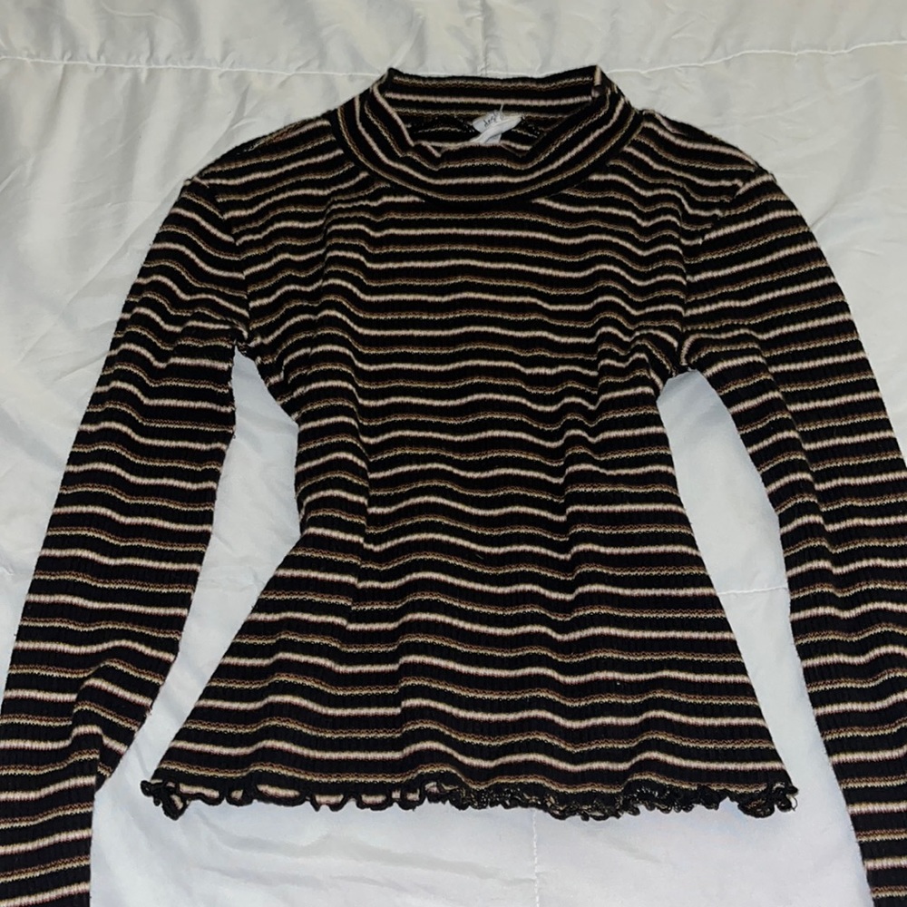 Destined fitted top large stripped